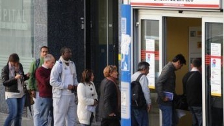 Eurozone unemployment hits record 11.6 percent - 1