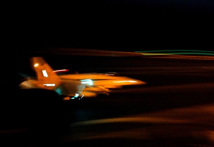 Novel material takes 3D 'invisibility cloak' a step closer - 1