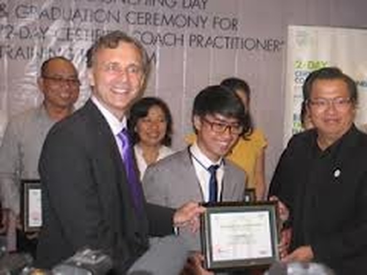 Vietnam Coach Institute made first debut - 1