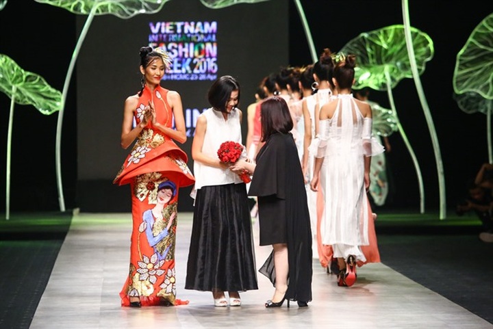 Vietnam International Fashion Week kicks off - 2