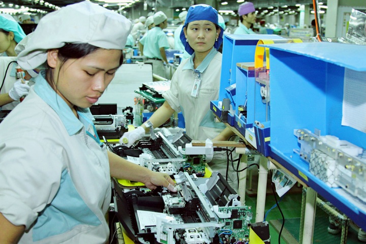 Vietnam sees FDI disbursement increase - 1