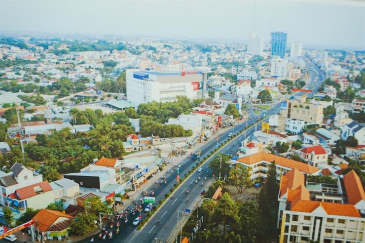 Work on HCM City-Binh Duong BRT route to be started next year - 1