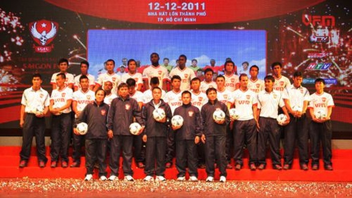 New football club debuts in HCM City - 1