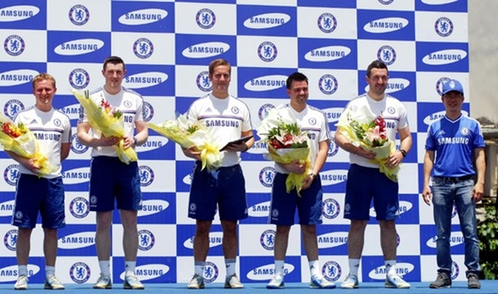 Local young footballers to meet Chelsea FC stars - 6