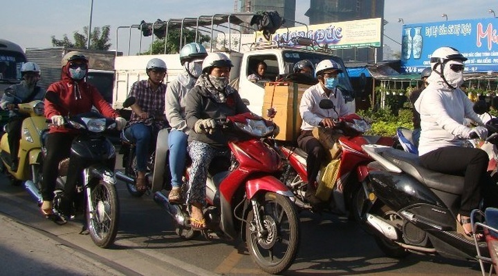 HCM City temperature hits 20-year low - 1