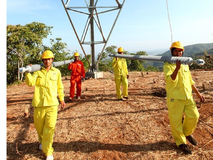 EVN expedites key power projects - 1