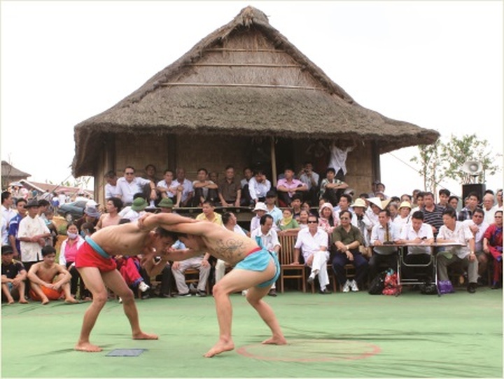 Vietnam Ethnic Groups Cultural Day opens - 1