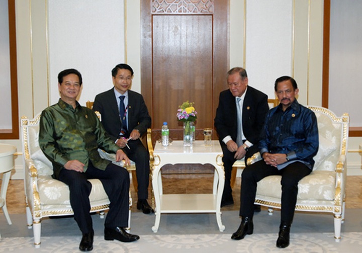 PM Dung meets with Brunei Sultan - 1