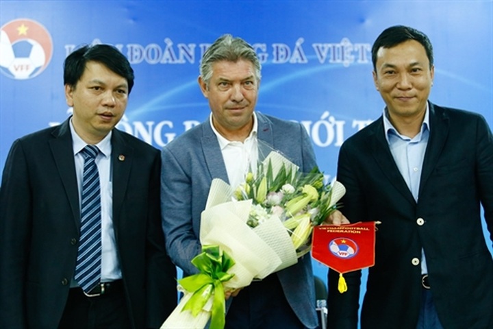 Gede expected to revamp Vietnam football - 1 Gede expected to revamp Vietnam football - 1