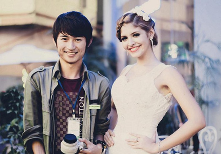 Teenager earns a living from cheap photo business concept - 2
