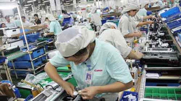 WB cuts 2016 global growth forecast to 2.4% - 1