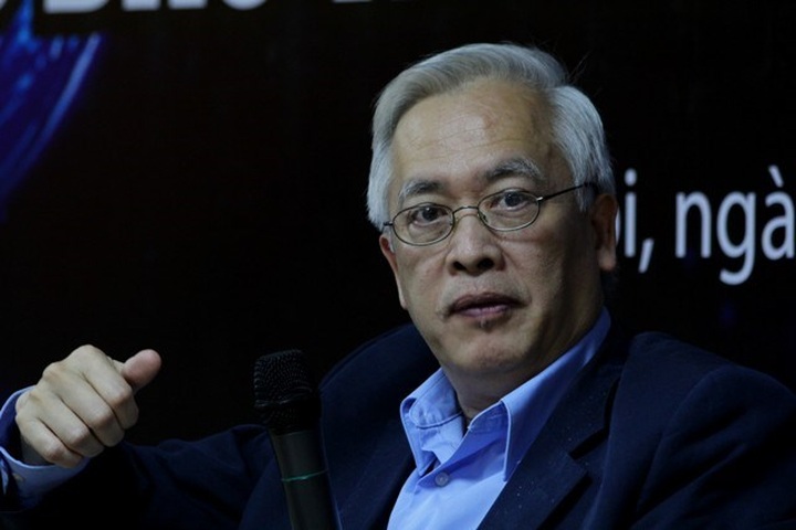 Phan Chau Trinh awards bestowed upon notable scholars - 1