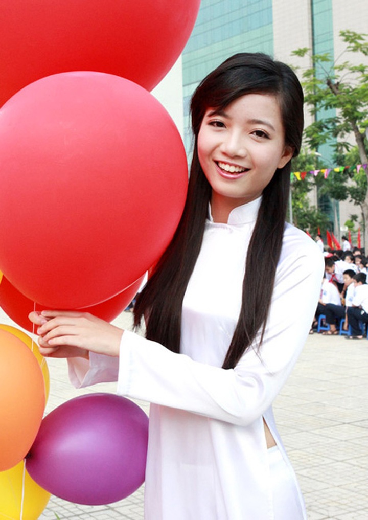 Outstanding teachers become idols on social networks - 6 Outstanding teachers become idols on social networks - 6