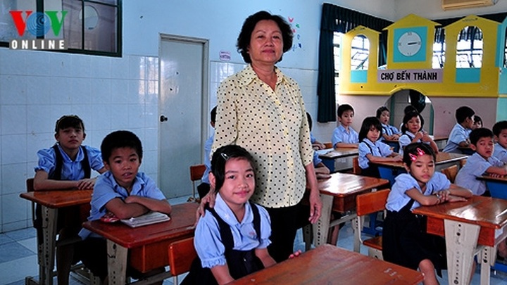 HIV- positive children going to school in tears - 2 HIV- positive children going to school in tears - 2