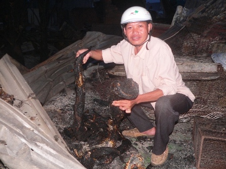 Fire destroys 78 houses in An Giang - 4