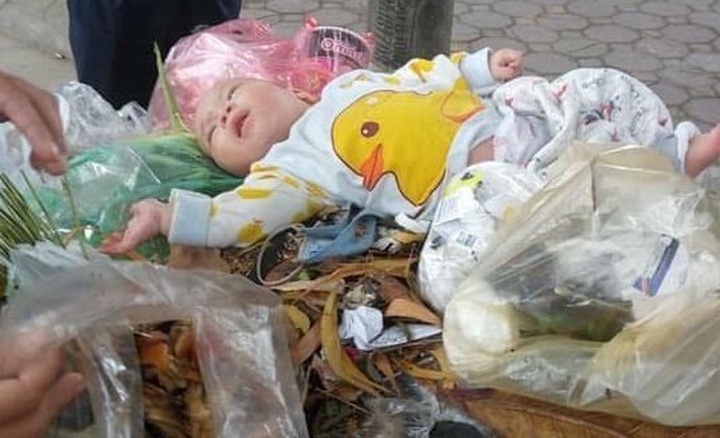Baby abandoned in a rubbish bin after being refused by SOS Village - 1