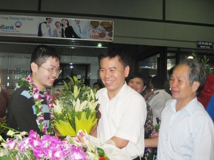 Gloomy future for olympiad prize winners - 1