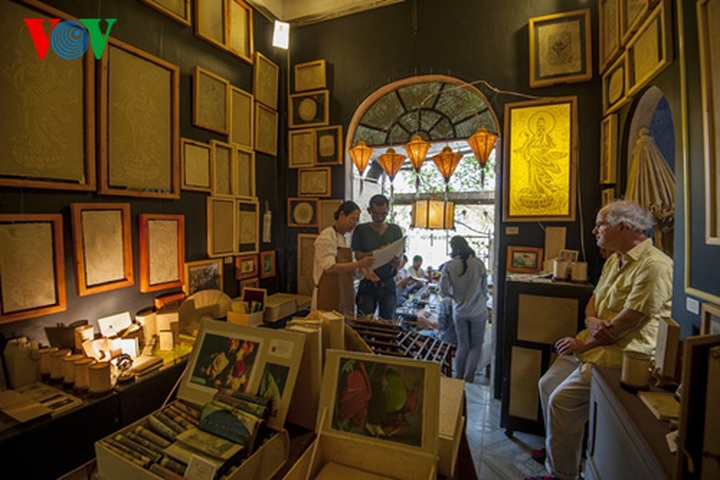 Hue artist revives art of making bamboo paper - 8 Hue artist revives art of making bamboo paper - 8