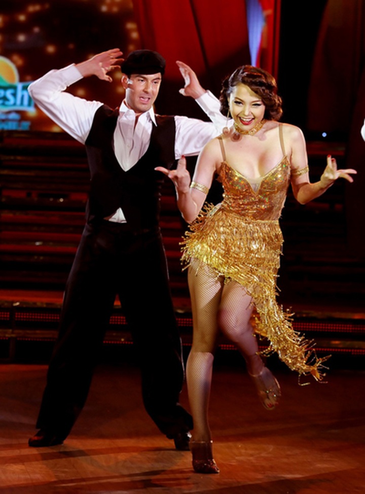 Minh Hang impresses with Chicago theme dance - 12 Minh Hang impresses with Chicago theme dance - 12