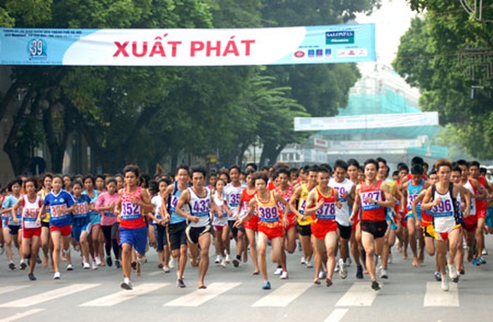 1,500 to participate in Ha Noi Moi run - 1