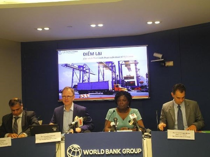WB forecasts Vietnam’s growth rate at 6-6.2 percent in 2015 - 1