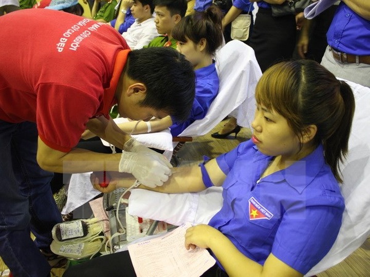 Third blood donation campaign targets 20,000 donors - 1
