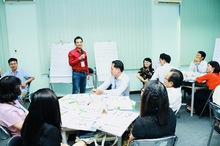 Higher education administrators get international training - 1