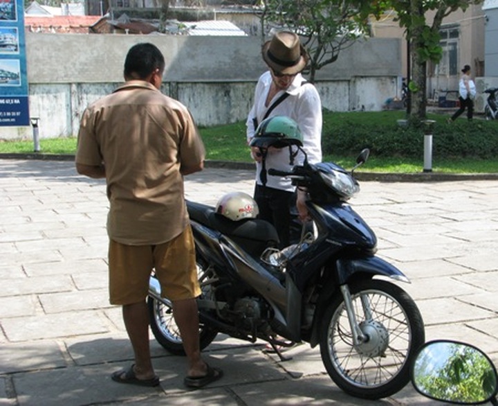 Phu Quoc motorbike rentals thrive at new year - 1