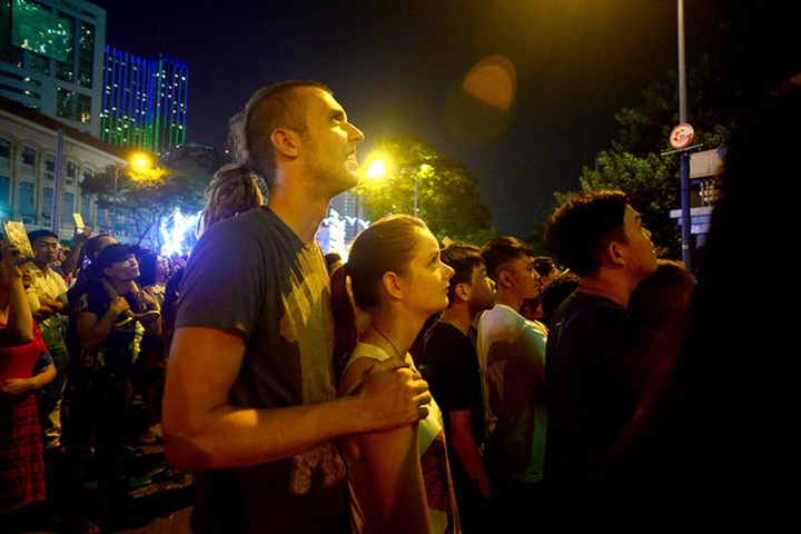 New Year welcomed in with firework displays - 4