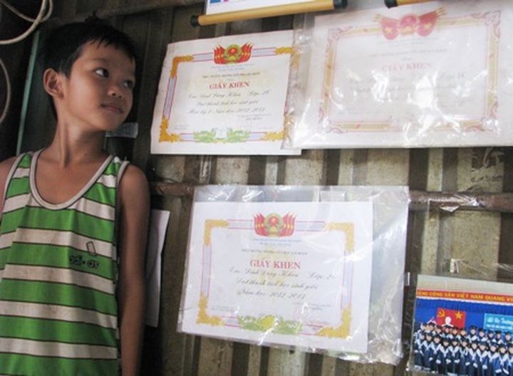 Widow struggles with HIV - 2 Widow struggles with HIV - 2