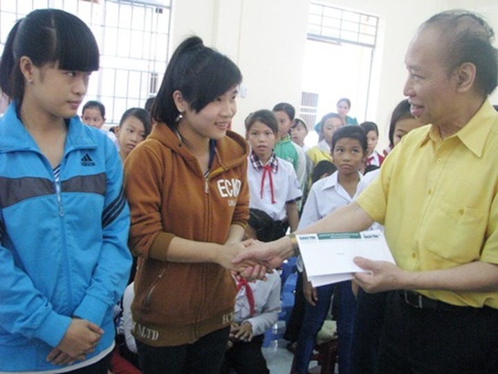 Ground-breaking on the 6th Dan Tri Bridge - 4 Ground-breaking on the 6th Dan Tri Bridge - 4