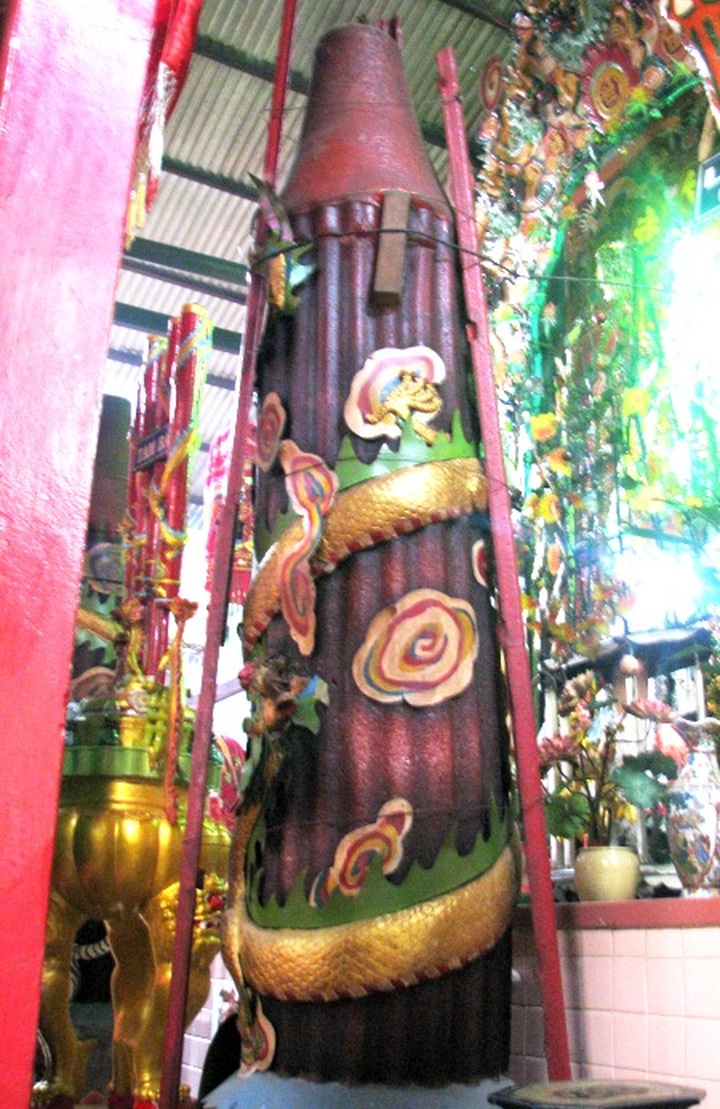 Buu Son Temple sets Vietnamese records - 9