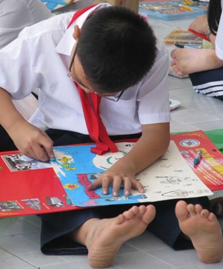 Pupils raise their voice against school violence - 4 Pupils raise their voice against school violence - 4