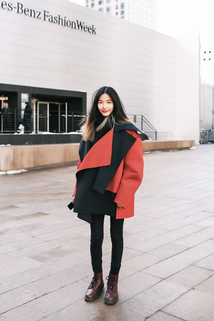 Model Hoang Thuy named Top 28 in New York fashion show - 4