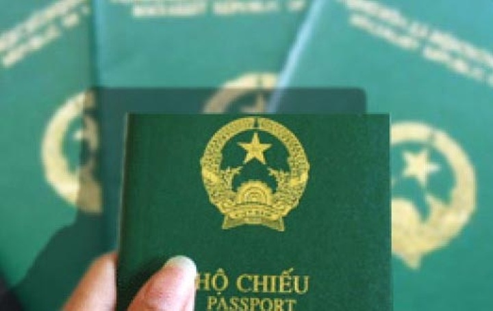 New decree facilitates retention of Vietnamese nationality - 1