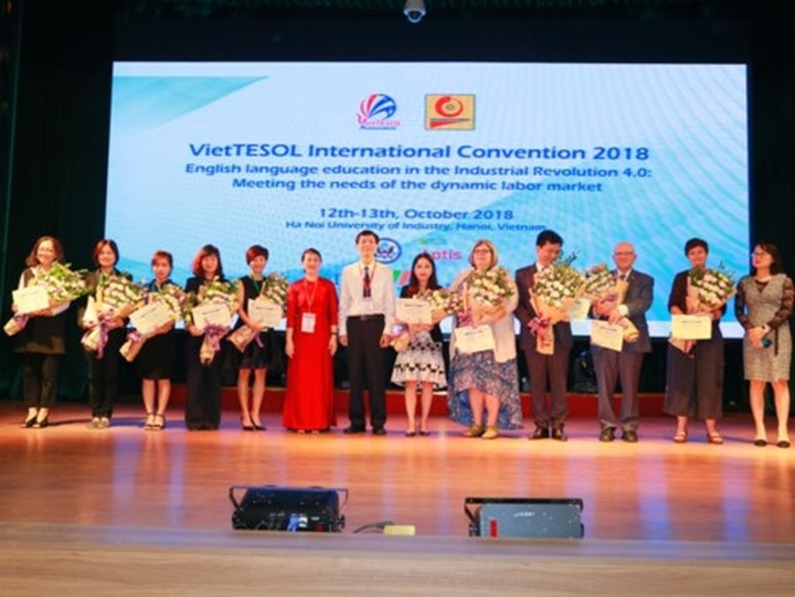 How to teach English efficiently under discussion - 1 How to teach English efficiently under discussion - 1