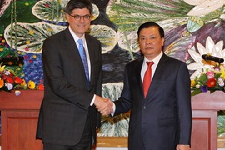 Vietnam, US officials talk TPP financial services - 1