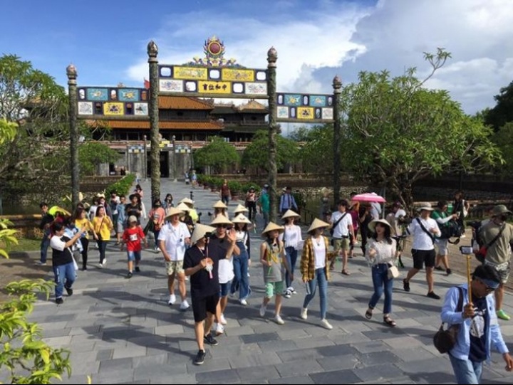 South Korean video filmed on tourism in Hue - 1