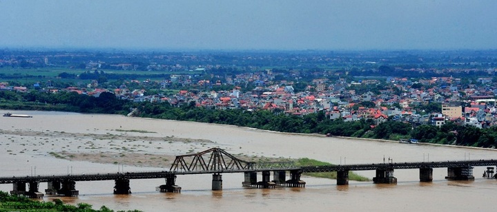 Red River mega project faces strong opposition - 1