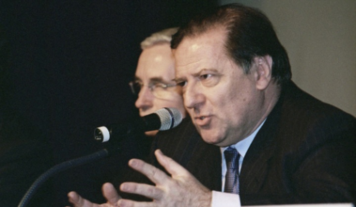 Prospect for Vietnam-France ties under newly elected French President - 1