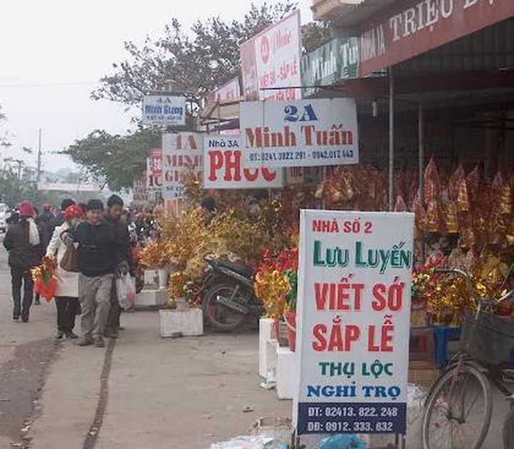 Prices rocket as people rush to Ba Chua Kho Temple - 13 Prices rocket as people rush to Ba Chua Kho Temple - 13
