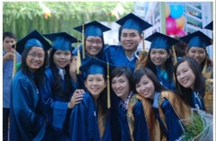 PM funds more education reform - 1