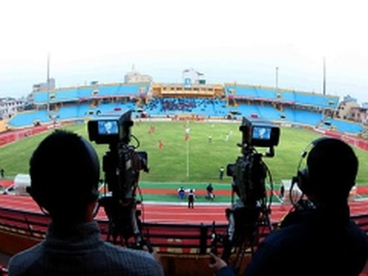 Exclusive TV rights contract to be inspected - 1