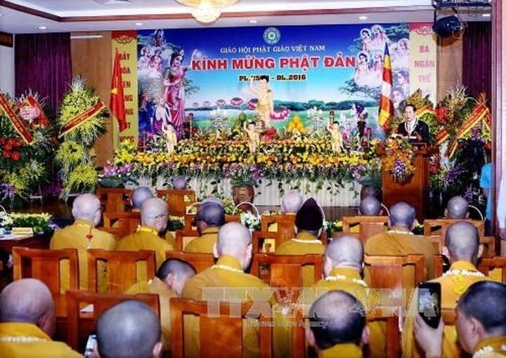 State President attends Buddha birthday celebration - 1
