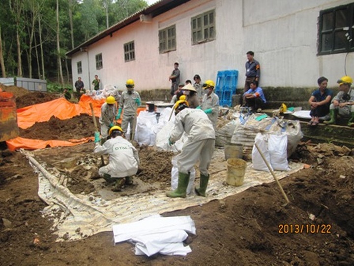 Tonnes of hazardous chemicals excavated - 4