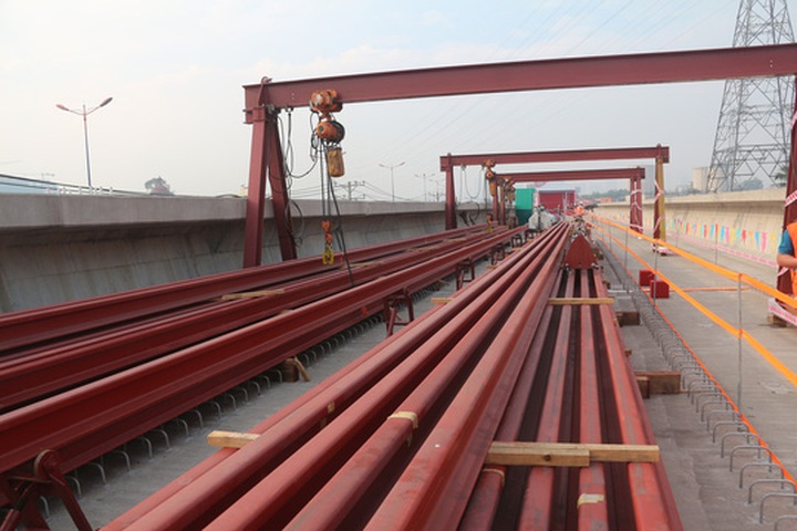 HCM City advances additional investment for metro project - 1