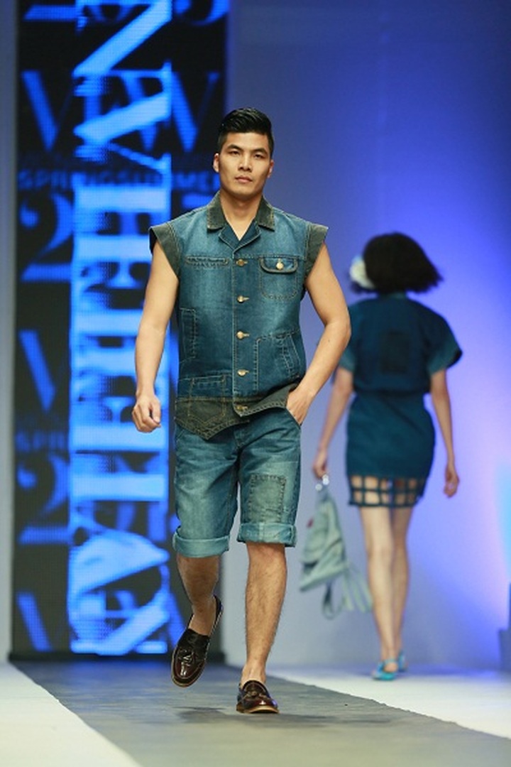 Fashion weeks shows Vietnamese young designers’ potentials - 2 Fashion weeks shows Vietnamese young designers’ potentials - 2