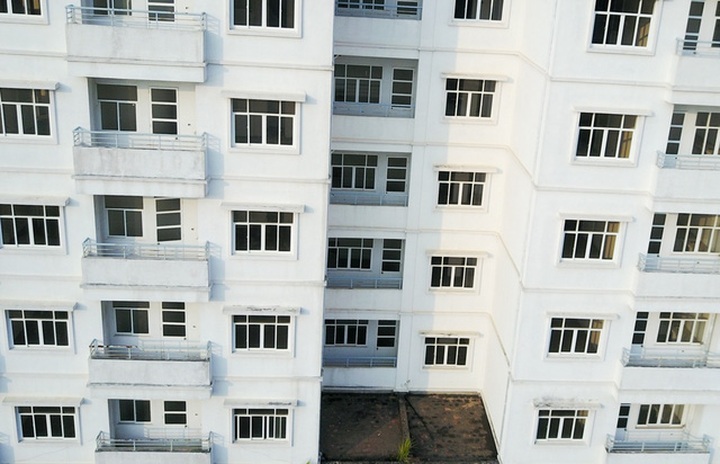 Failed Hanoi resettlement site faces demolition - 3