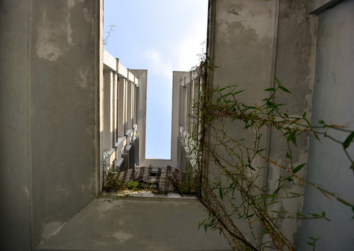 Failed Hanoi resettlement site faces demolition - 7