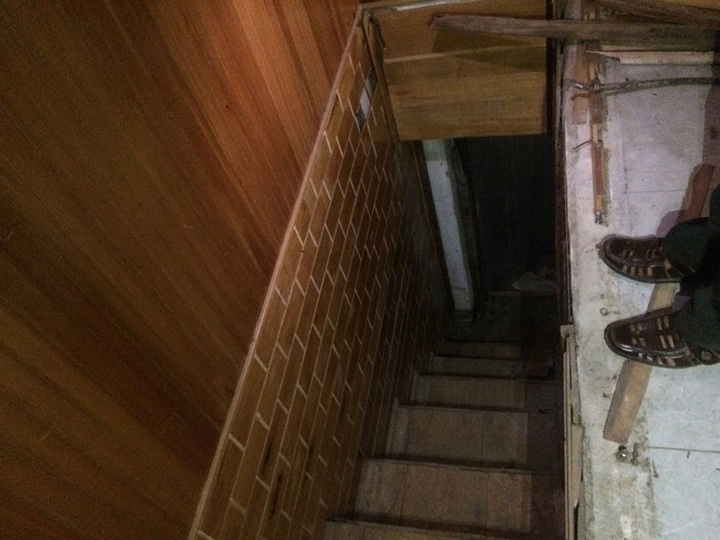 Insides the homes of infamous drug dealers - 9